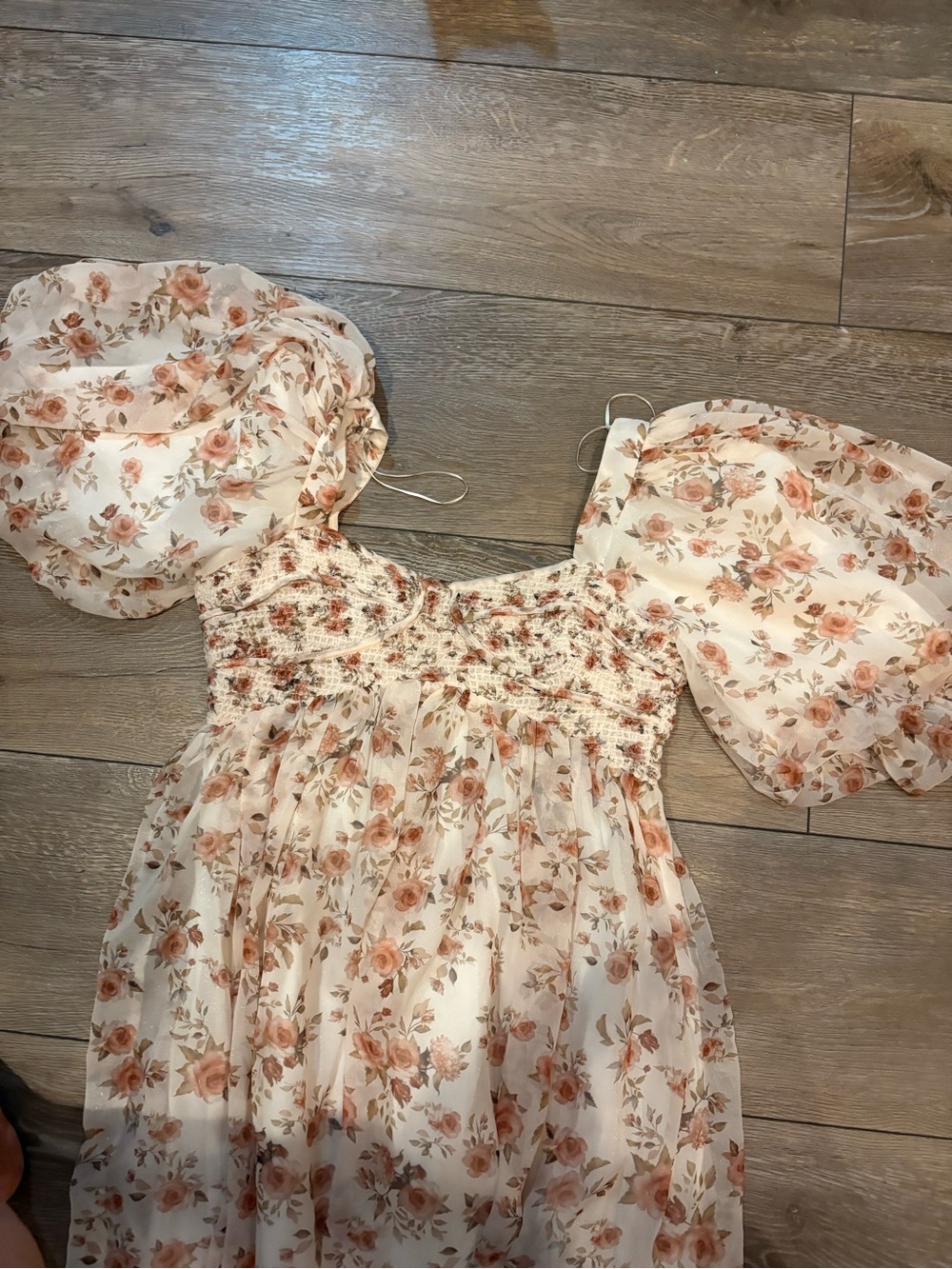 Worth Floral Smocked Midi Dress - Cream & Peach Floral - Picture 8 of 14